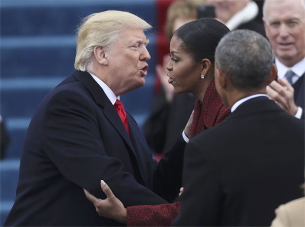 Trump ch&agrave;o hỏi b&agrave; Michelle Obama. (Ảnh:&nbsp;Reuters)