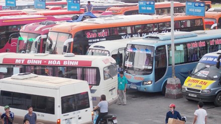 Hà Nội: Yêu cầu làm rõ việc tăng giá cước vận tải hành khách