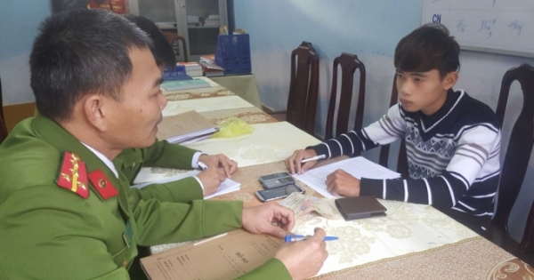 Thừa Thiên Huế: Vờ làm người thân, vào trường học trộm tài sản