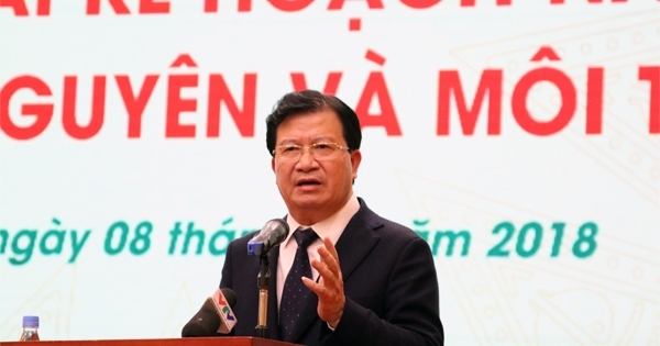 Phó Thủ tướng Trịnh Đình Dũng dự Hội nghị triển khai nhiệm vụ năm 2018 của ngành Tài nguyên và Môi trường