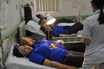 Đồng Nai: Gần 50 công nhân nhập viện do nghi ngộ độc thực phẩm