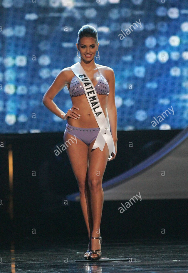 Hoa hậu Guatemala - Jessica Scheel - lọt v&agrave;o top 10