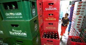 Kinh tế 24h: Mỗi người dân Việt Nam uống gần 43 lít bia/năm, cả nước dư thừa hơn 57.000 công chức
