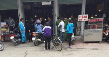 Hà Nội: Tranh cãi lúc chơi cờ, bị đâm tử vong tại chợ