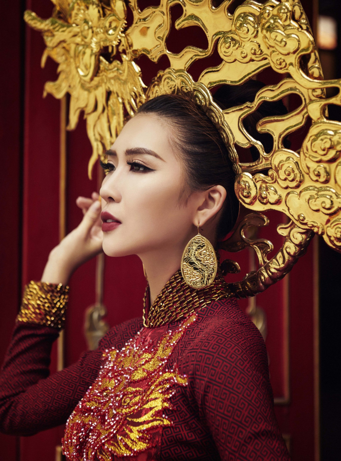 Tường Linh mang h&igrave;nh ảnh rồng đến Hoa hậu Li&ecirc;n lục địa 2017