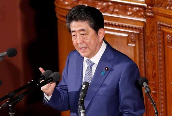 Thủ tướng Nhật Bản Shinzo Abe quyết định sẽ tham dự Thế vận hội m&ugrave;a Đ&ocirc;ng tại H&agrave;n Quốc v&agrave;o th&aacute;ng 2 tới. Ảnh Reuters