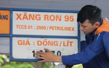 Bản tin Kinh tế Plus: Thủ tướng yêu cầu báo cáo tình hình biến động giá xăng dầu