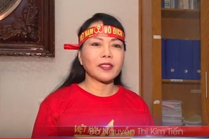 Bộ trưởng Nguyễn Thị Kim Tiến cho rằng người d&acirc;n n&ecirc;n ăn mừng chiến thắng một c&aacute;ch văn minh.