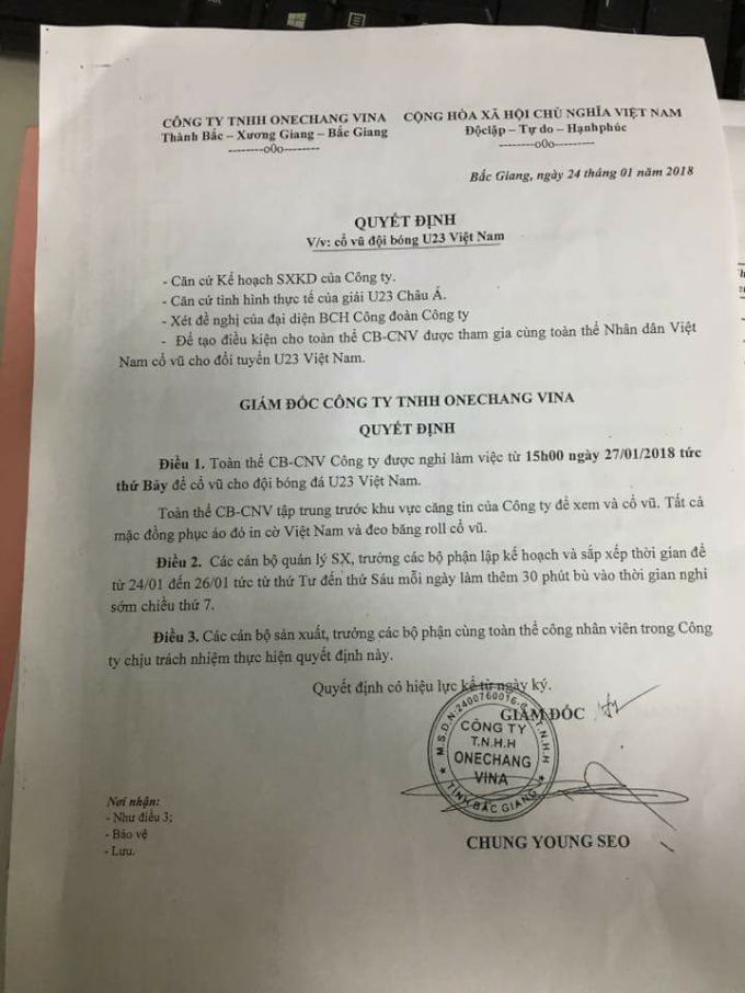 Một doanh nghiệp ở Bắc Giang đ&atilde; bố tr&iacute; thời gian để cho lao động nghỉ buổi chiều thứ 7 (27/1/2018) nhằm cổ động cho c&aacute;c tuyển thủ U23.