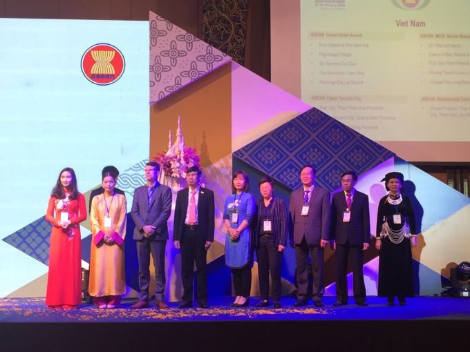 Thừa Thi&ecirc;n Huế được vinh danh v&agrave; nhận 02 giải thưởng: Th&agrave;nh phố Huế được trao danh hiệu Th&agrave;nh phố Du lịch Sạch ASEAN 2018-2020.