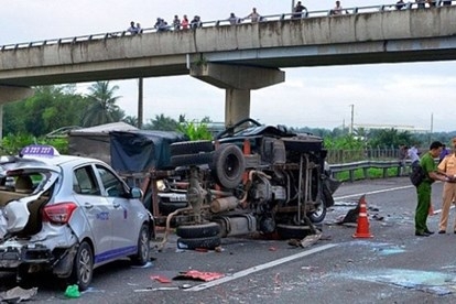 Xảy ra 32 vụ tai nạn giao thông trong ngày thứ 3 nghỉ Tết Dương lịch