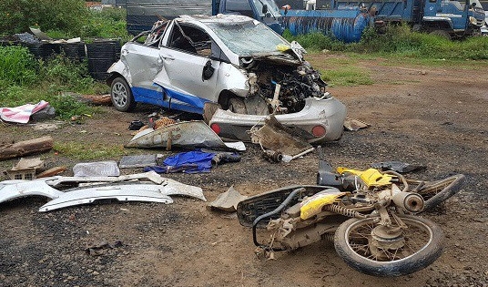 Khởi tố tài xế taxi gây tai nạn, làm 3 người thiệt mạng