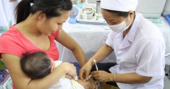 Đã có gần 80.000 trẻ tại 15 tỉnh, thành phố đã được tiêm vắc xin ComBe Five