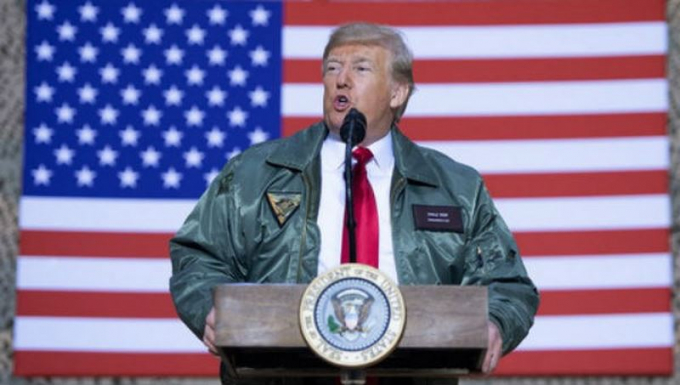 Tổng thống Trump ph&aacute;t biểu trước c&aacute;c binh sĩ Mỹ tại Iraq