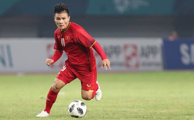 Quang Hải sẽ đối diện với cầu thủ đang thi đấu ở ch&acirc;u &Acirc;u l&agrave; Osama Rashid