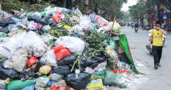 Hà Nội: Khẩn trương tìm phương án "giải cứu" rác