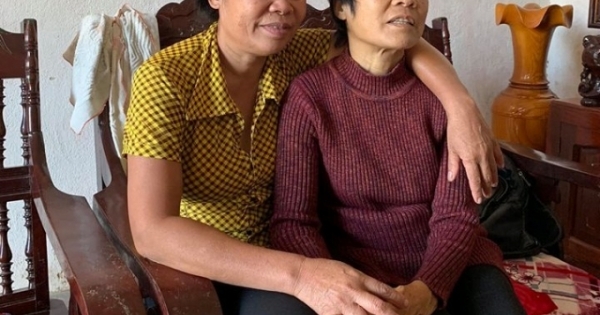 Con trai vượt gần 2000 km đón mẹ bị bán qua Trung Quốc suốt 20 năm