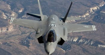 Video chiến đấu cơ F-35A của Mỹ phô diễn sức mạnh ấn tượng