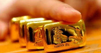 Giá vàng hôm nay 17/1: Giá vàng leo cao, áp sát ngưỡng 1.300 USD/ounce