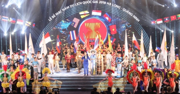 Quảng Ninh: Rực rỡ sắc màu tại Lễ bế mạc năm Du lịch Quốc gia 2018