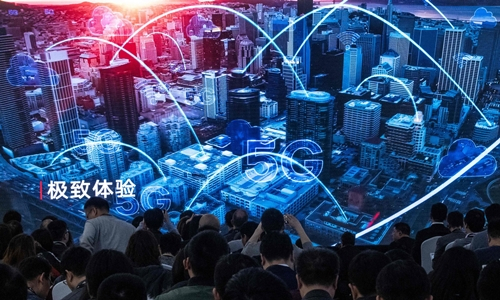 Buổi họp b&aacute;o giới thiệu sản phẩm 5G của Huawei ở Bắc Kinh ng&agrave;y 24/1. Ảnh:&nbsp;AFP.