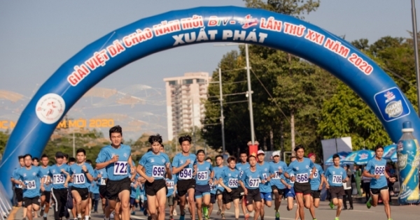 Hơn 8.000 vận động viên tham gia Giải Việt dã chào năm mới - BTV Number 1