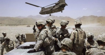 Iran dọa “trả thù khốc liệt”, Mỹ đưa thêm hàng nghìn quân đến Trung Đông