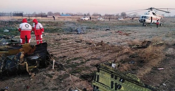 "Bốc cháy như cầu lửa khi rơi", máy bay chở 170 người của Ukraine gặp nạn tại Iran
