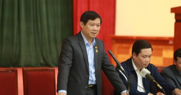 Tạm đình chỉ sinh hoạt Đảng Chánh Văn phòng Thành ủy Hà Nội