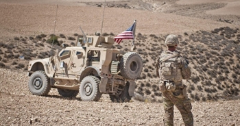 Iran trút đòn thù, lính Mỹ ở Syria vội vàng chuyển căn cứ