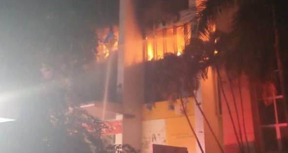 Thanh Hóa: Cháy tòa nhà cao tầng, 9 người thương vong