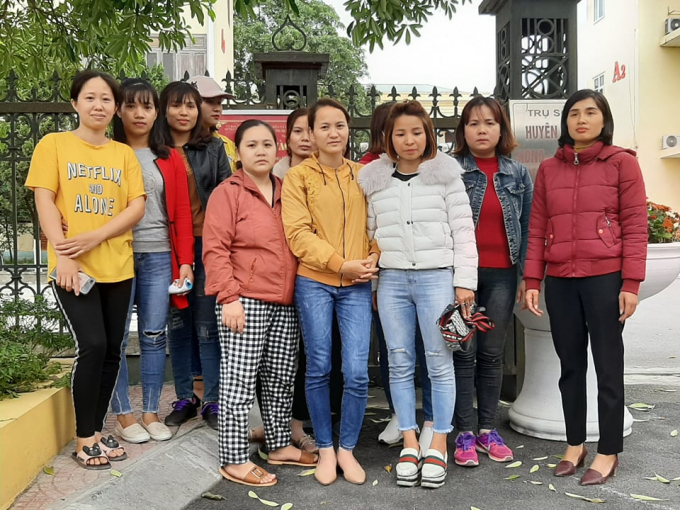 Đại diện cho hơn 100 giáo viên Mầm non trên địa bàn huyện Thanh Liêm đã nhiều lần gửi đơn kiến nghị nhưng chưa có được câu trả lời thoả đáng.