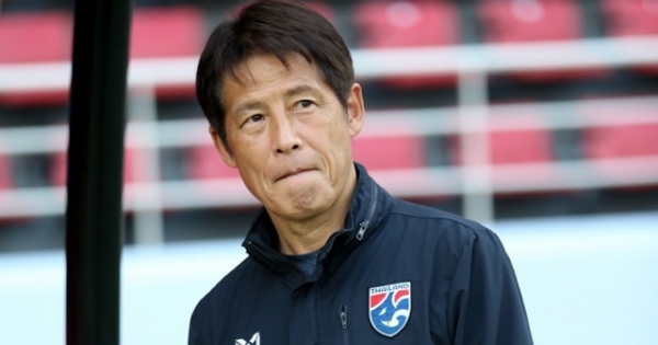 HLV Nishino cố giấu nỗi buồn sau thất bại của U23 Thái Lan trước Saudi Arabia