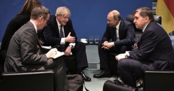 Thủ tướng Anh nói với Tổng thống Nga: “Hiện không thể bình thường hóa quan hệ”