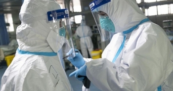 Số người nhiễm virus corona ở Trung Quốc chính thức vượt SARS