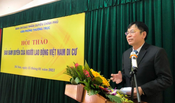 Phó Chánh Văn phòng thường trực Nhân quyền, T.S Nguyễn Văn Kỷ phát biểu tại hội thảo.