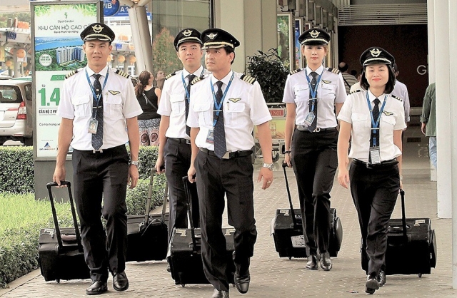 “Vietnam Airlines sẽ hết tổ bay nếu bắt cách ly đủ 14 ngày”