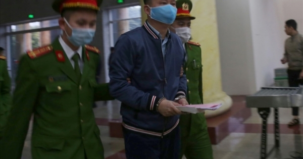 Hình ảnh ông Đinh La Thăng, Trịnh Xuân Thanh hầu tòa trong đại án Ethanol Phú Thọ