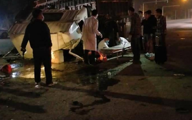 Quảng Ninh:  4 người bị thương sau vụ đầu kéo tông đuôi xe tải