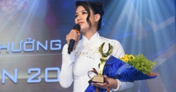 Trang Trần nhận giải thưởng “Chim Én 2020”