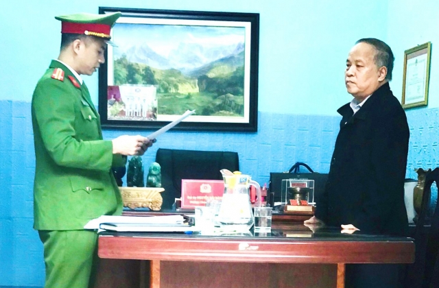 Vì sao cựu Chủ tịch huyện Yên Định bị khởi tố?