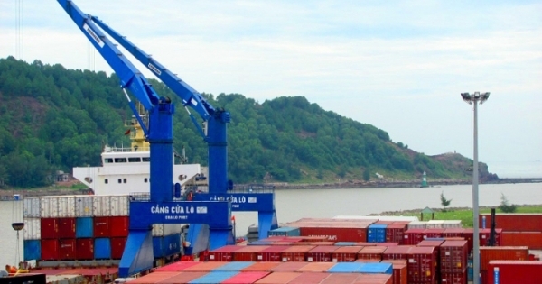 Tàu Vietsun Dynamic trọng tải 6.800 cập Cảng Cửa lò đầu năm 2022