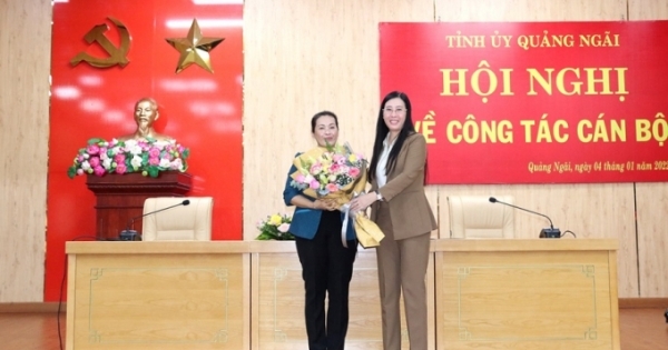 Bà Đinh Thị Hồng Minh làm Phó Bí thư Tỉnh ủy Quảng Ngãi