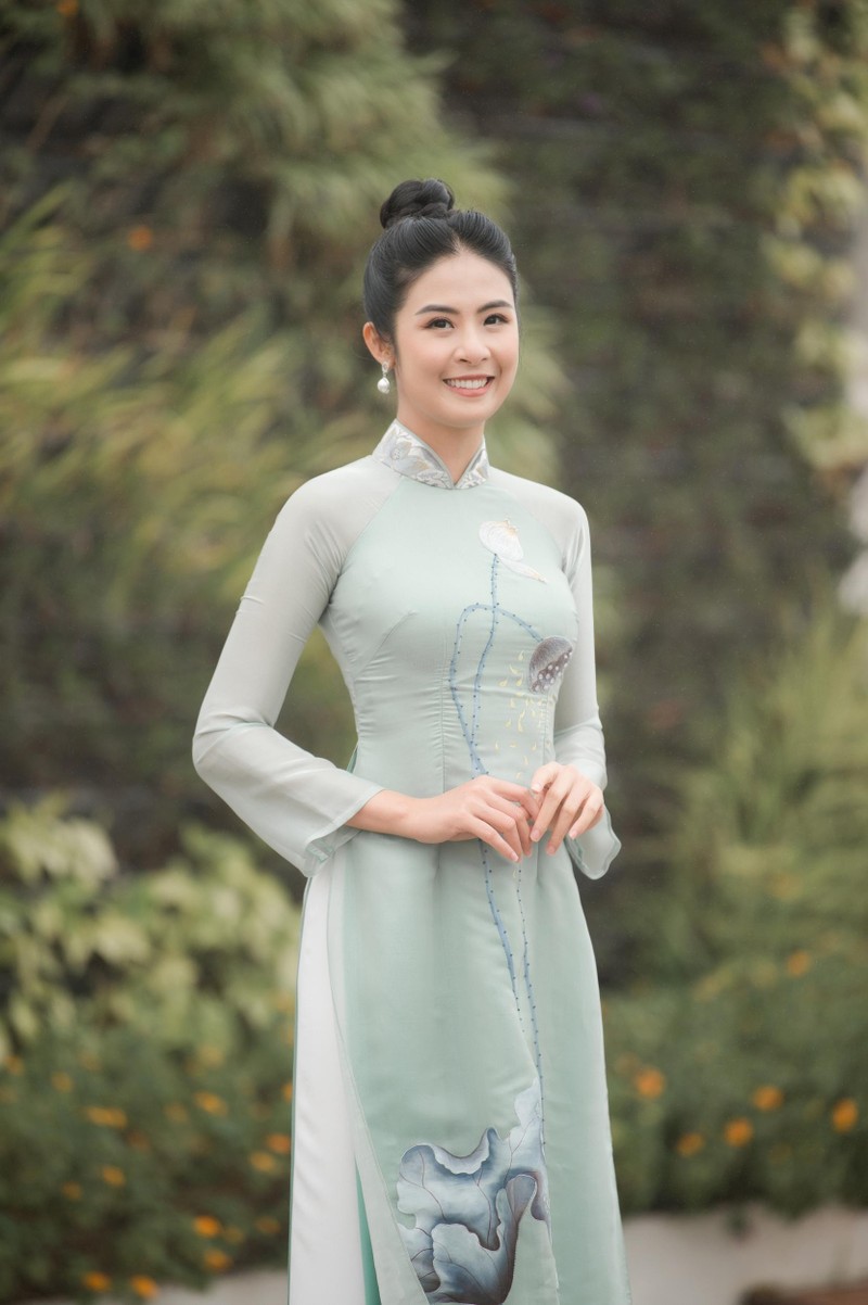 Ngọc Hân là hoa hậu hiến máu nhiều nhất Việt Nam.