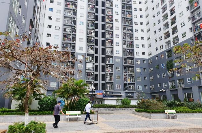 Nhiều dự án nhà ở xã hội trên địa bàn thành phố Hà Nội đã được đầu tư, xây dựng, đáp ứng nhu cầu về chỗ ở cho người thu nhập thấp. Trong ảnh: Khu nhà ở xã hội Đại Kim (quận Hoàng Mai).