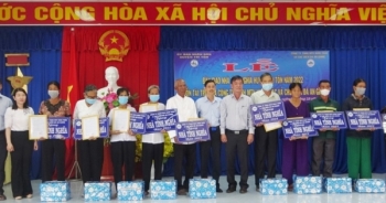 10 gia đình chính sách tại An Giang nhận nhà tình nghĩa