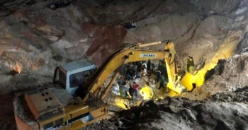 Phú Thọ: Chủ tịch huyện Thanh Sơn nói gì về vụ thợ lái máy khai thác đất tử vong