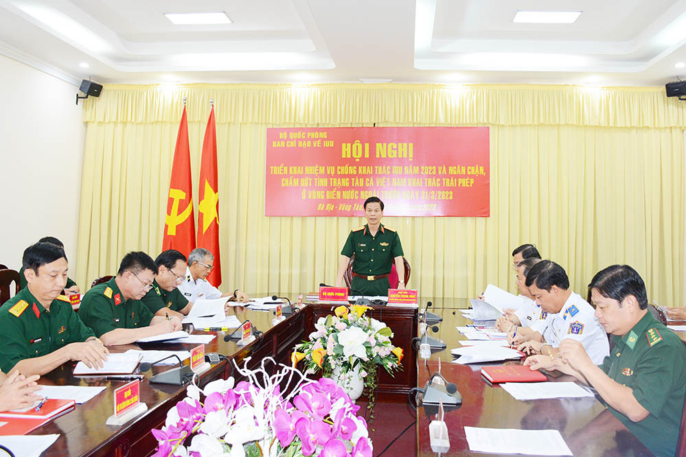 Trung tướng Nguyễn Trọng Bình phát biểu kết luận hội nghị.