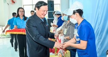 Phó Chủ tịch Quốc hội Nguyễn Khắc Định thăm, chúc Tết tỉnh Bình Thuận