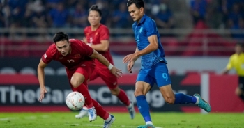 Video bóng chạm tay cầu thủ Thái Lan, trọng tài vẫn từ chối quả phạt 11m cho tuyển Việt Nam